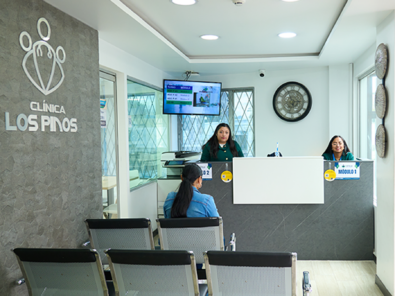 clinica-los-pinos-recepcion
