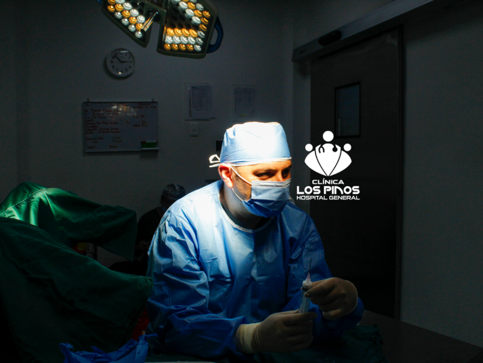 dolor-pélvico-crónico-ginecologia-quito-dr-adrian-Lara