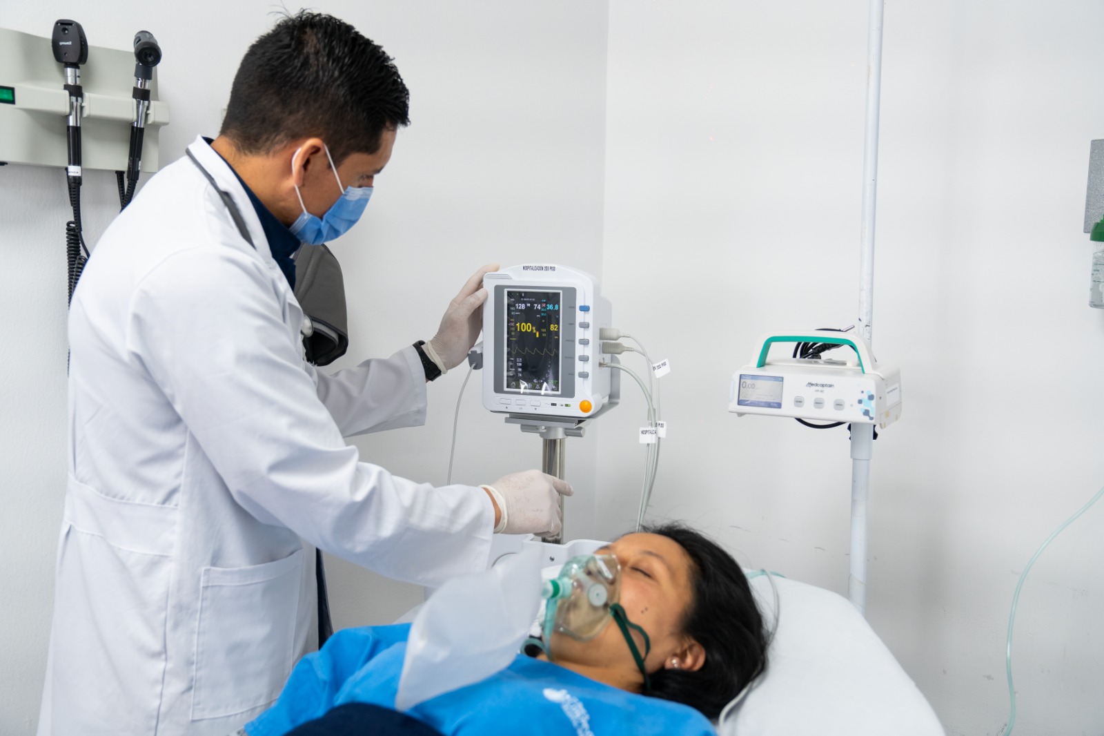 Sala de atencion de emergencias en Quito - Clinica Los Pinos