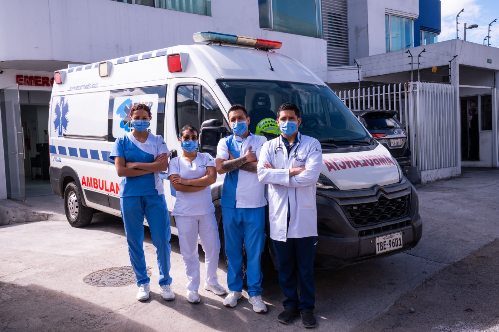 Equipo medico de urgencias en Quito